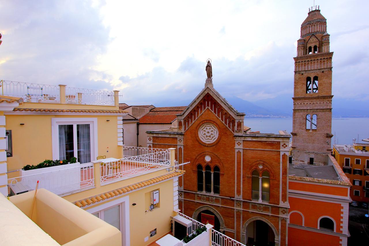 Il Viaggiatore Gaeta Medievale B&B Exterior foto